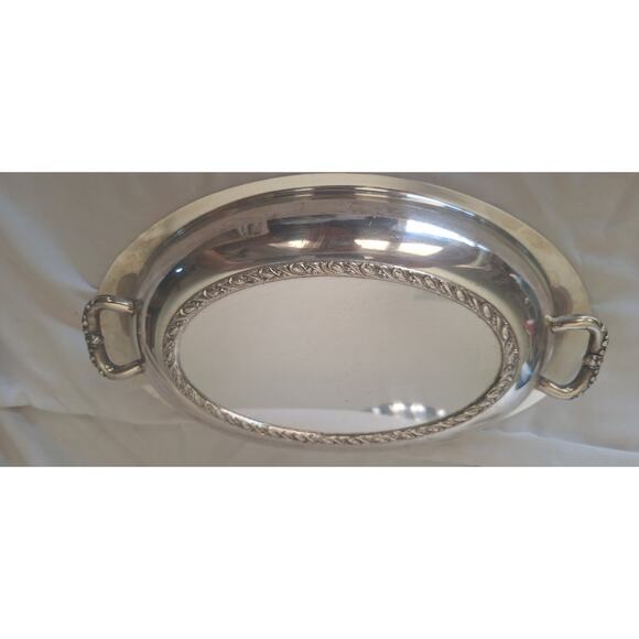 Vintage Silverplate Oval Serving Bowl with Handles- 11"x7" Mid-Century Tableware - Picture 2 of 6